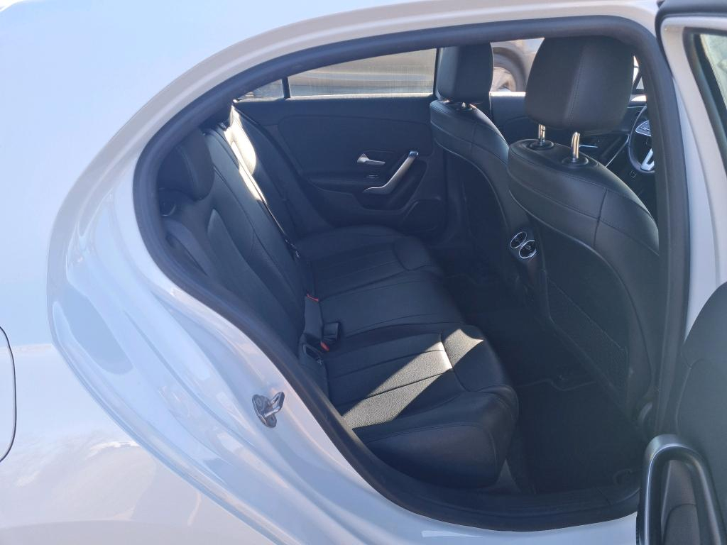 MERCEDES-BENZ CLASS A (W177) A 250 e PHEV Business Solution photo