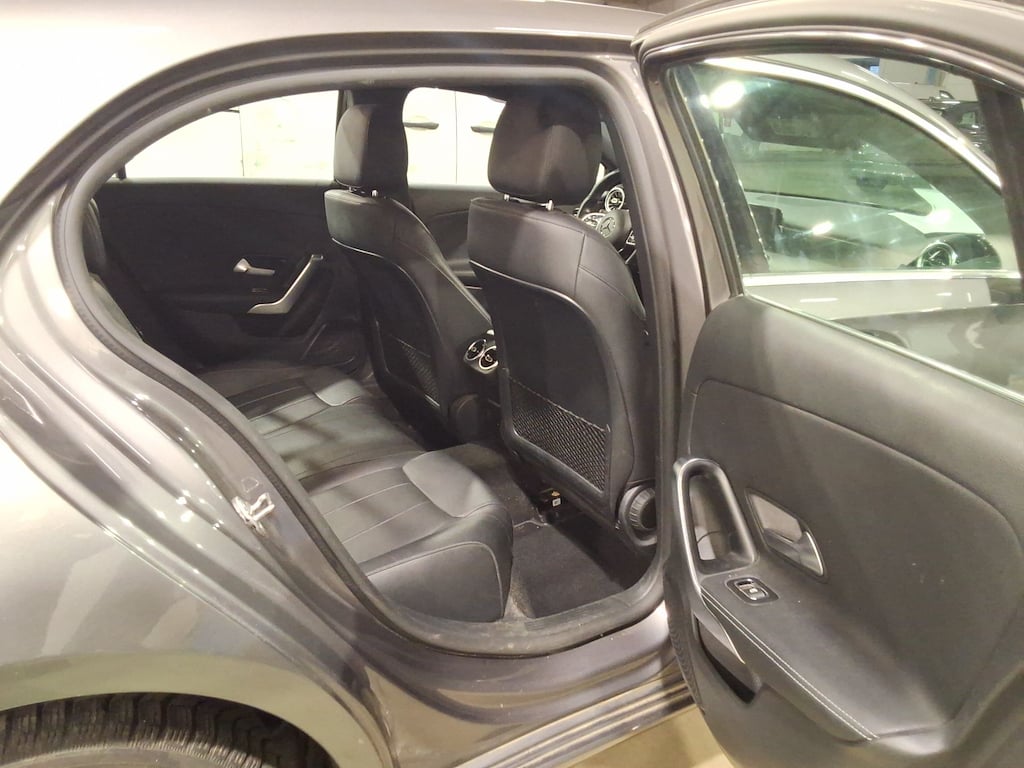MERCEDES-BENZ CLASS A (W177) A 250 e PHEV Business Solution photo