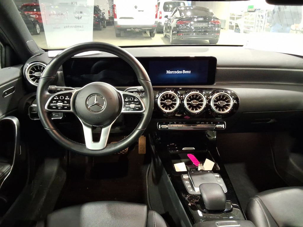 MERCEDES-BENZ CLASS A (W177) A 250 e PHEV Business Solution photo