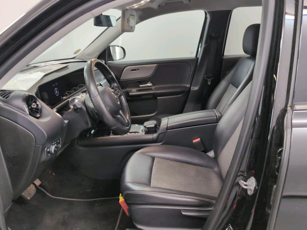 MERCEDES-BENZ GLB 2.0 GLB 180 D BUSINESS SOLUTION photo