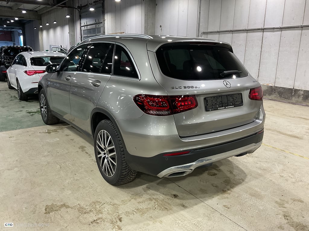MERCEDES-BENZ GLC 2.0 GLC 300 DE 4MATIC 4WD AUTO photo