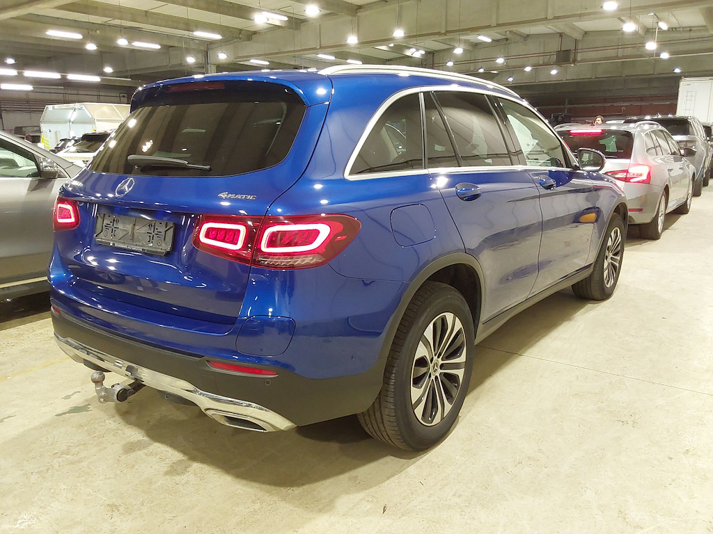 MERCEDES-BENZ GLC 2.0 GLC 300 DE 4MATIC 4WD BUS SOL AUTO photo