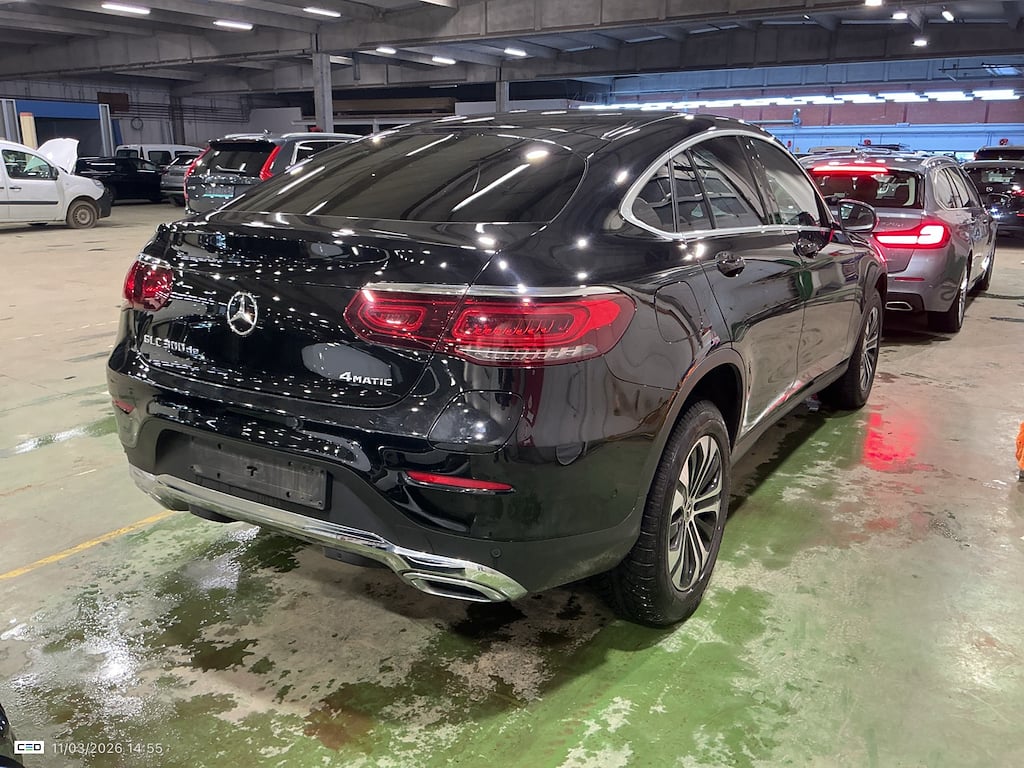 MERCEDES-BENZ GLC COUPE 2.0 GLC 300 DE PHEV 4MATIC 4WD AUTO photo