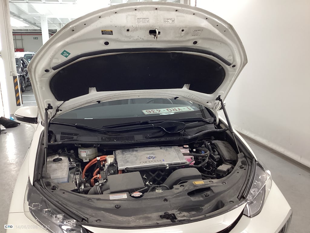 TOYOTA MIRAI Mirai Fuel Cell photo