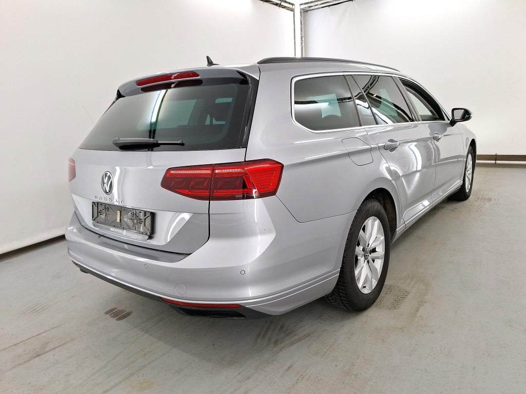 VOLKSWAGEN Passat 2.0 TDI 90KW MSQ VARIANT STYLE BUSINESS photo