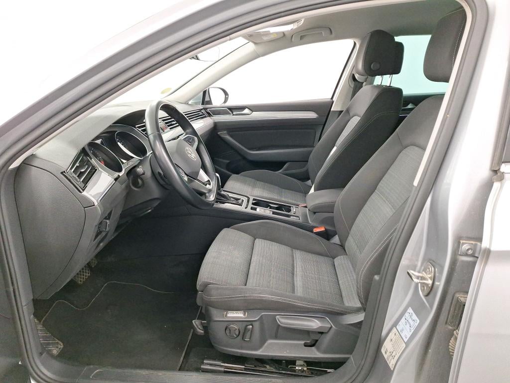 VOLKSWAGEN Passat 2.0 TDI 90KW MSQ VARIANT STYLE BUSINESS photo