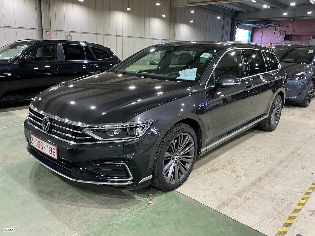 VOLKSWAGEN PASSAT VARIANT 1.4 TSI MSQ VARIANT GTE BUSINESS