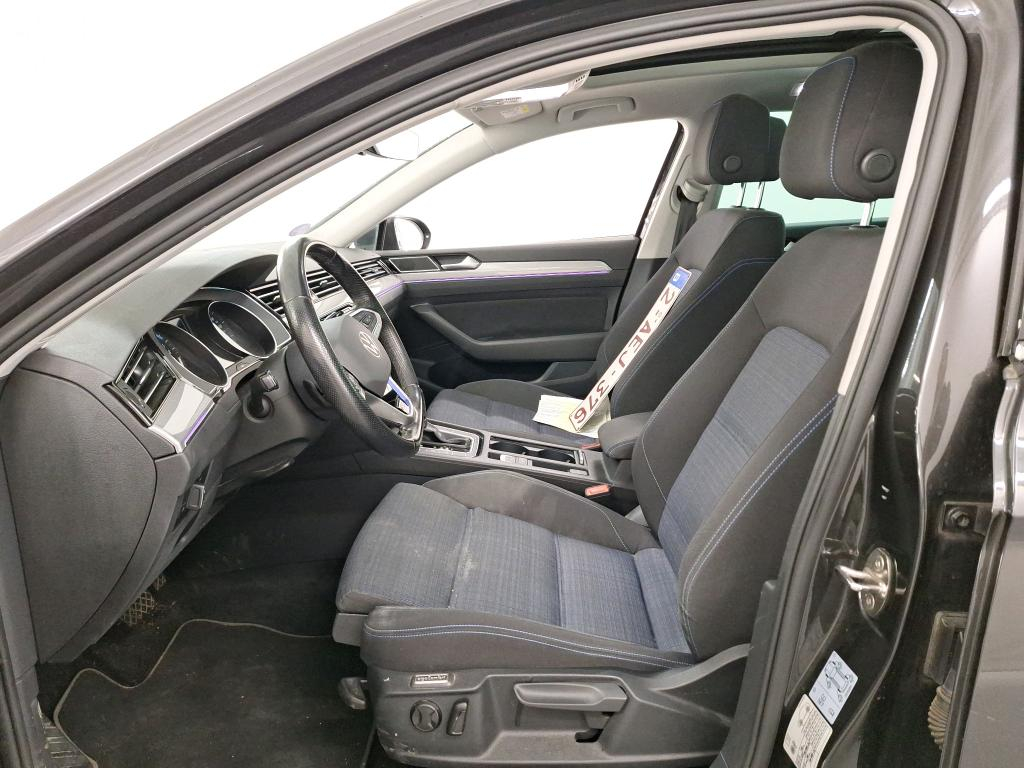 VOLKSWAGEN PASSAT VARIANT 1.4 TSI MSQ VARIANT GTE BUSINESS photo