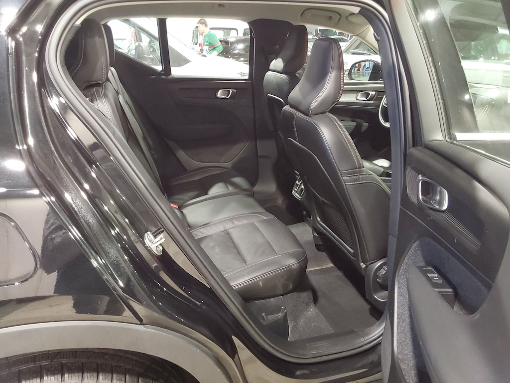 VOLVO XC40 1.5 T2 PLUS DARK DESIGN AUTO photo