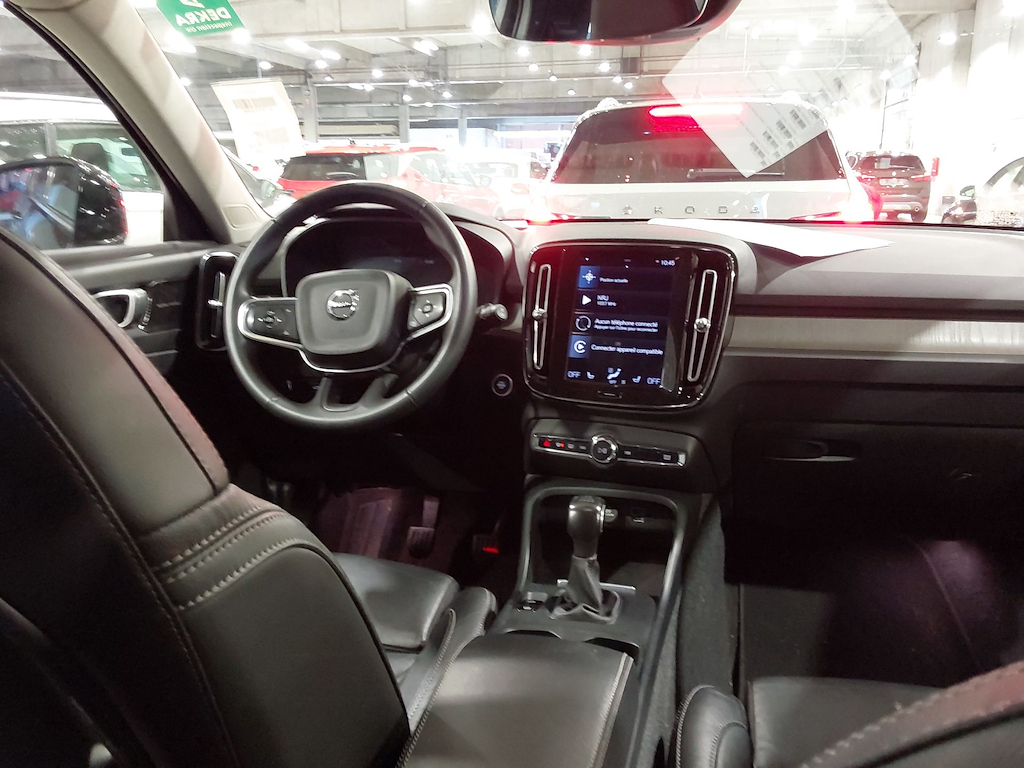 VOLVO XC40 1.5 T2 PLUS DARK DESIGN AUTO photo