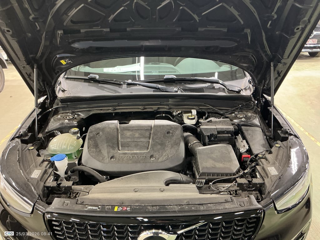 VOLVO XC40 1.5 T2 PLUS LIMITED EDITION AUTO photo