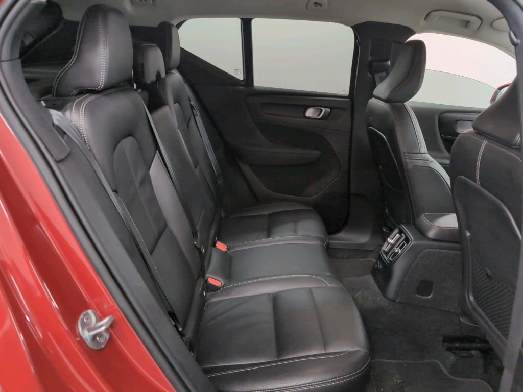 VOLVO XC40 1.5 T4 PHEV CORE DCT photo