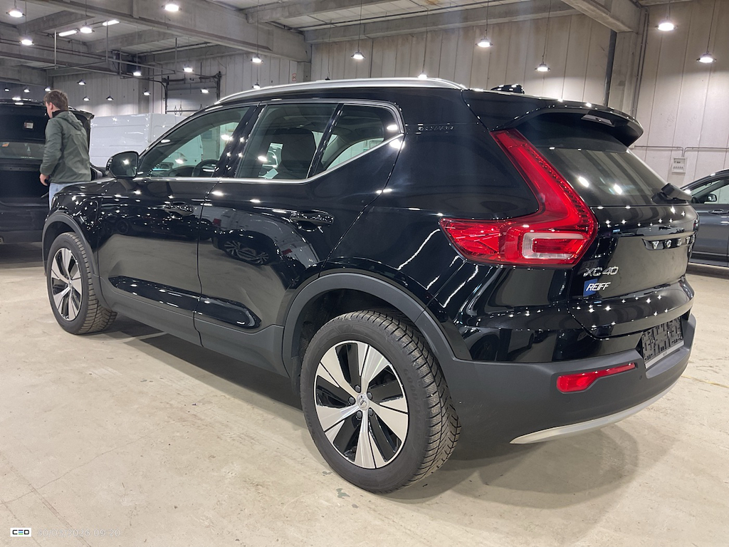 VOLVO XC40 1.5 T4 PHEV INSCRIPTION EXPR. DCT photo