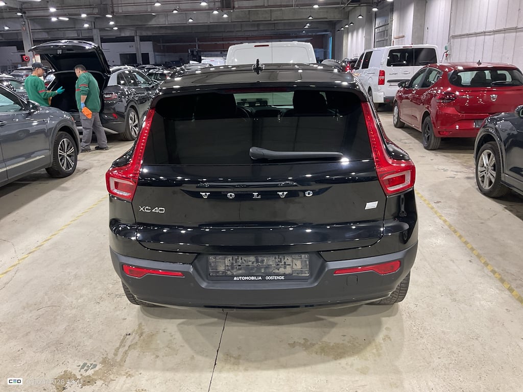 VOLVO XC40 1.5 T5 PHEV R-Design photo