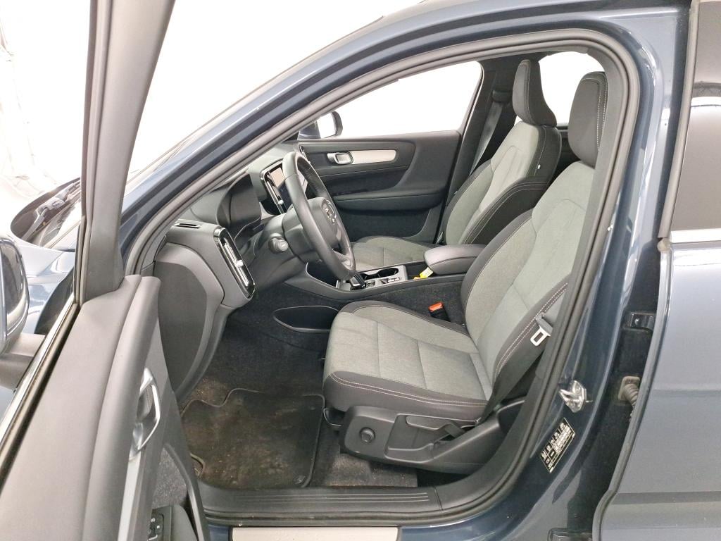 VOLVO XC40 1.5 T5 PHEV Recharge Pro DCT photo