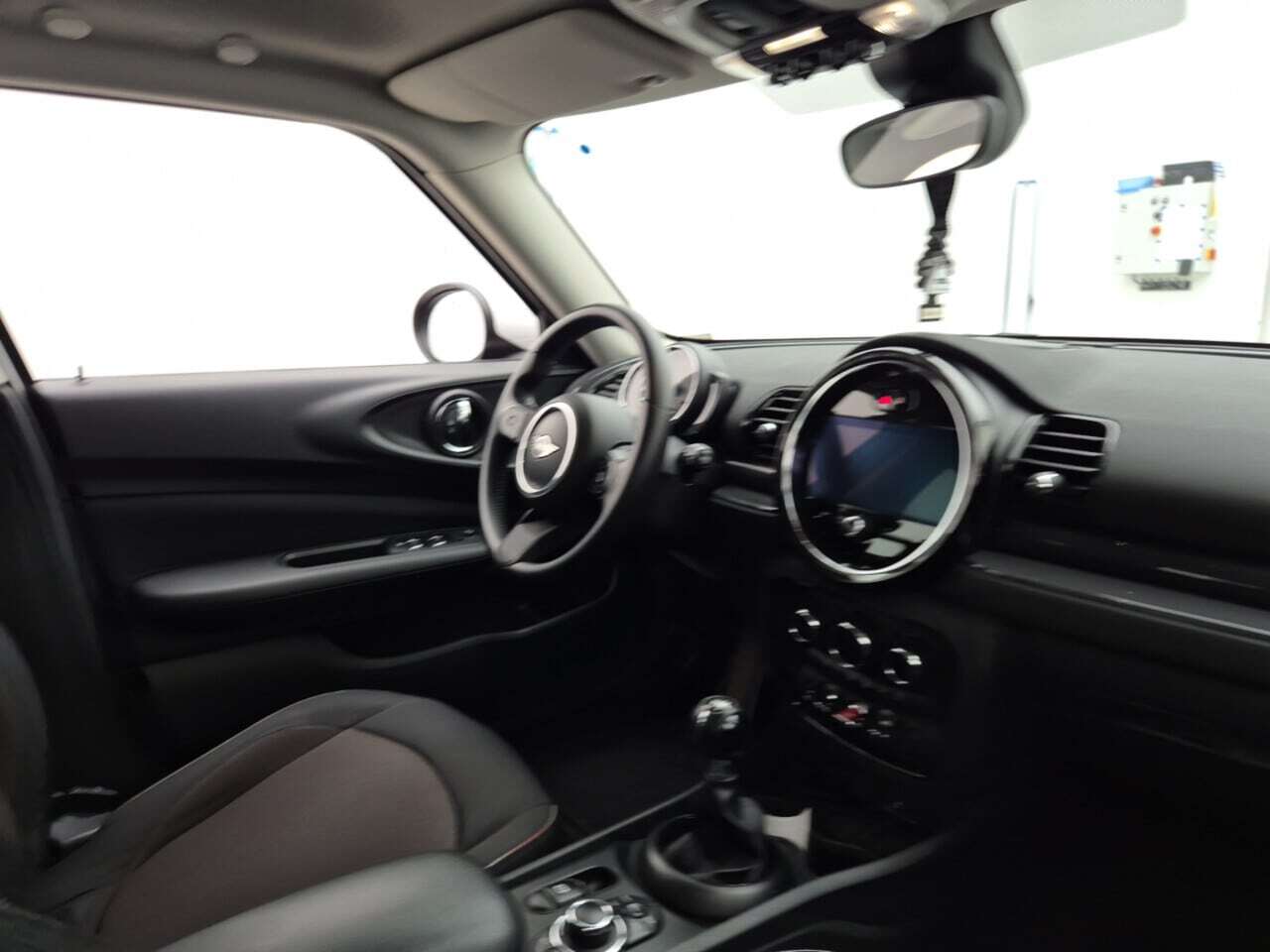 MINI CLUBMAN 1.5 ONE D photo