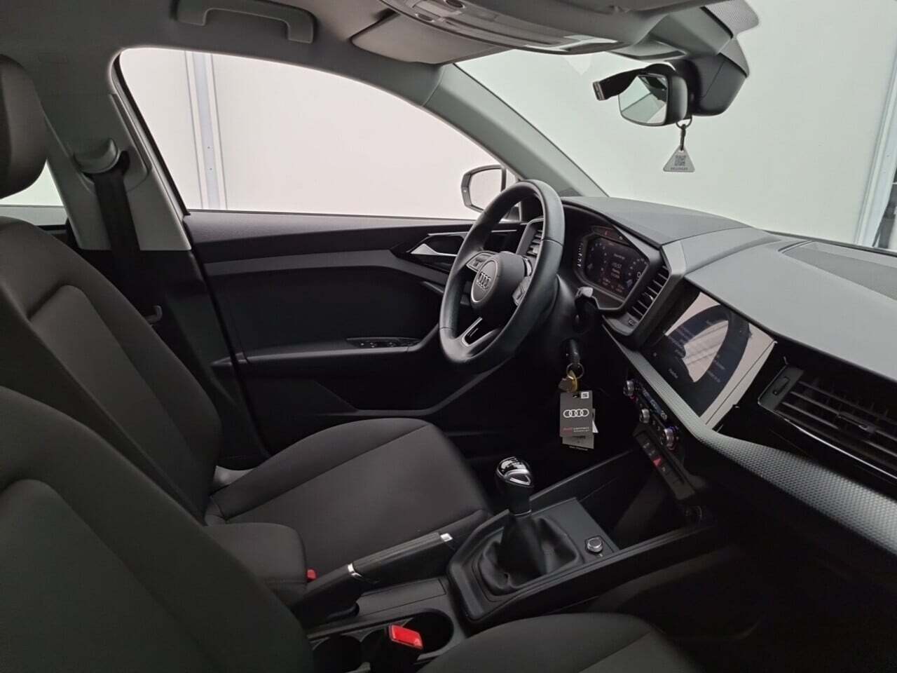 AUDI A1 SPORTBACK 25 TFSI ATTRACTION photo