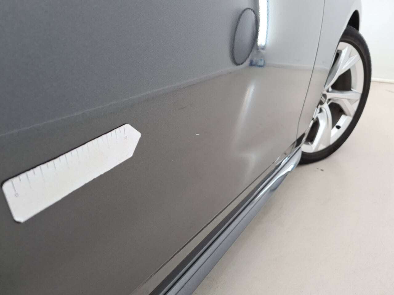 AUDI A4 AVANT 30 TDI BUSINESS ED. S-TRONIC photo