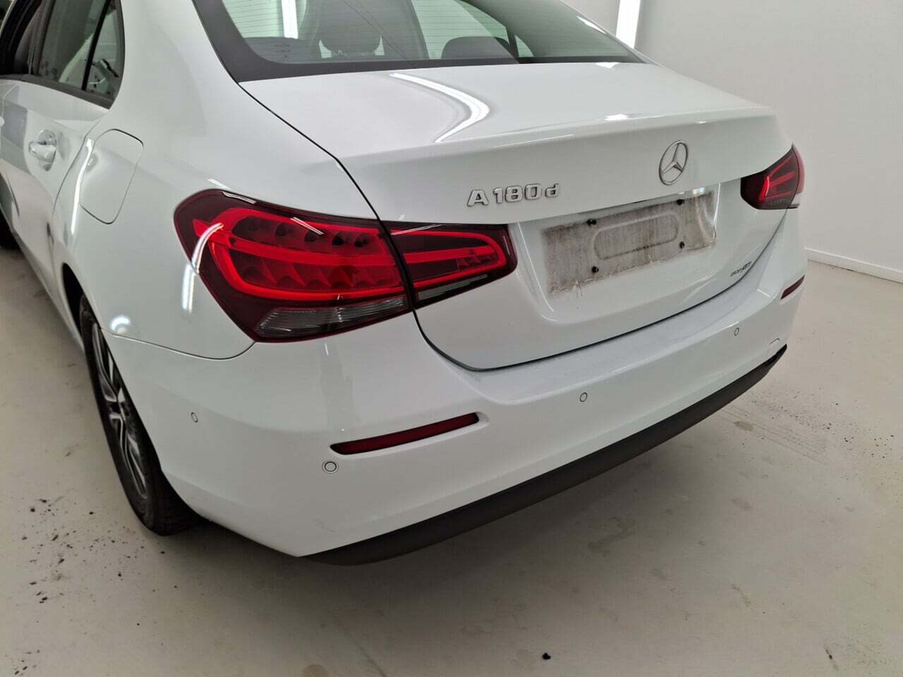 MERCEDES-BENZ A-KLASSE LIMOUSINE 2.0 180 D STYLE photo