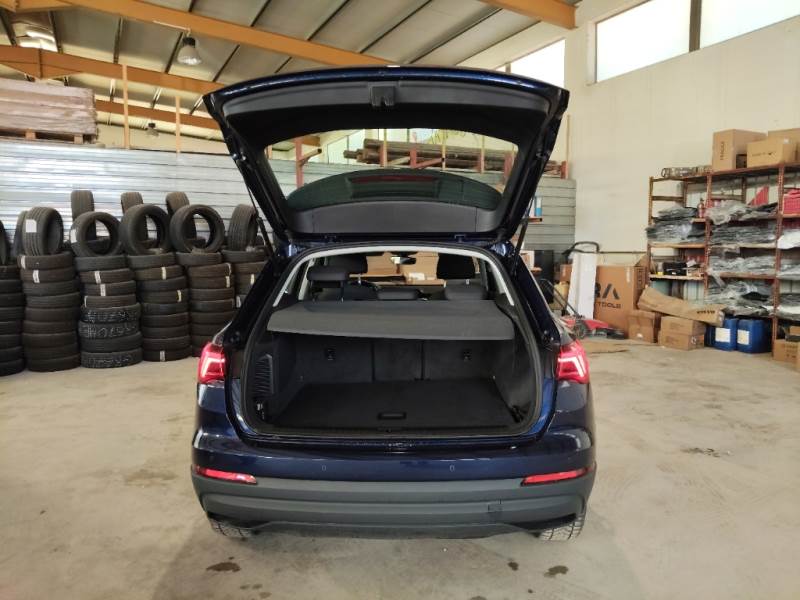 AUDI Q3 / 2018 / 5P / SUV 45 TFSI E S TRONIC BUSINESS photo