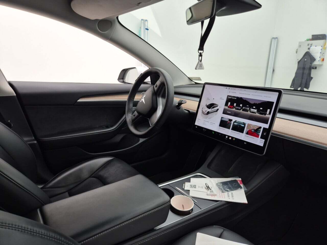 TESLA MODEL 3 STANDARD PLUS RWD photo