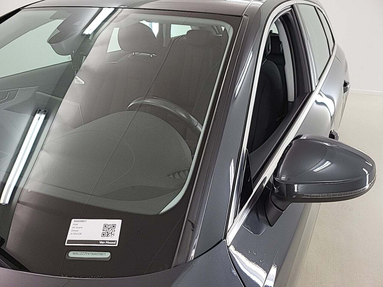 AUDI A4 AVANT 2.0 30 TDI BUSINESS EDITION AT photo