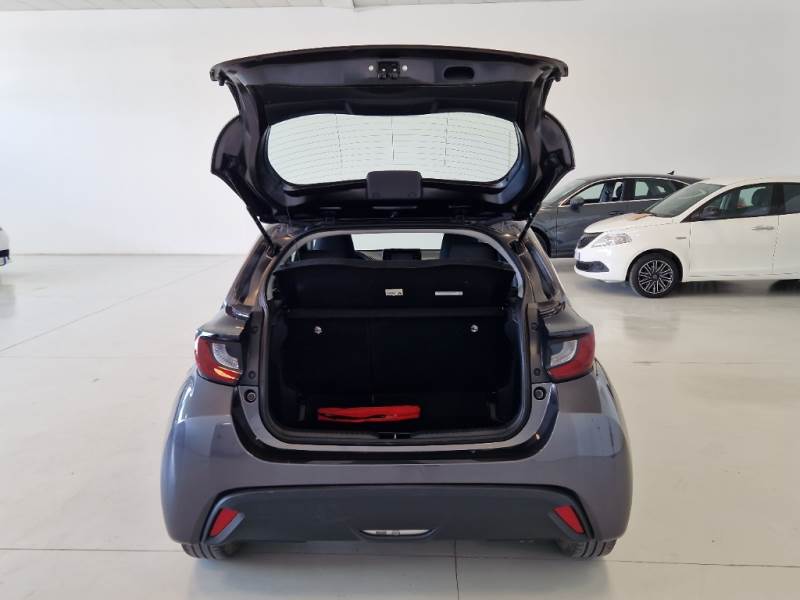 MAZDA MAZDA2 HYBRID / 2021 / 5P / BERLINA FULL HYBRID ELECTRIC 1.5 VVT PURE photo