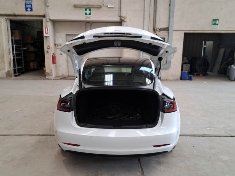 TESLA MODEL 3 / 2018 / 4P / BERLINA 75 KWH LONG RANGE DUAL MOTOR AWD photo