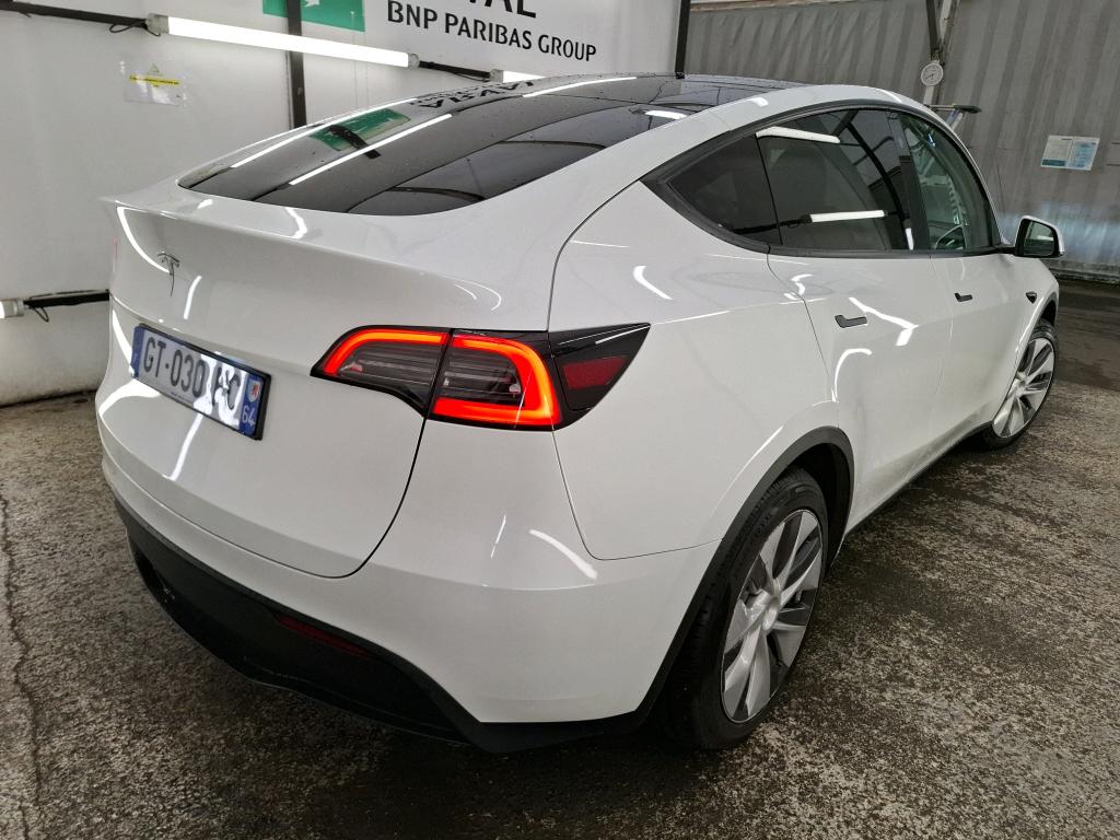 TESLA Model Y / 2021 / 5P / SUV RWD photo