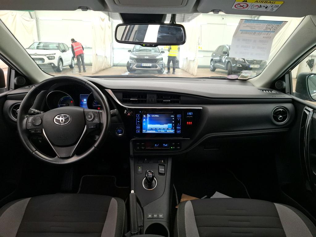 TOYOTA Auris 5p Berline 1.8 HYBRID 136 CVT AUTO DESIGN BUSINESS photo