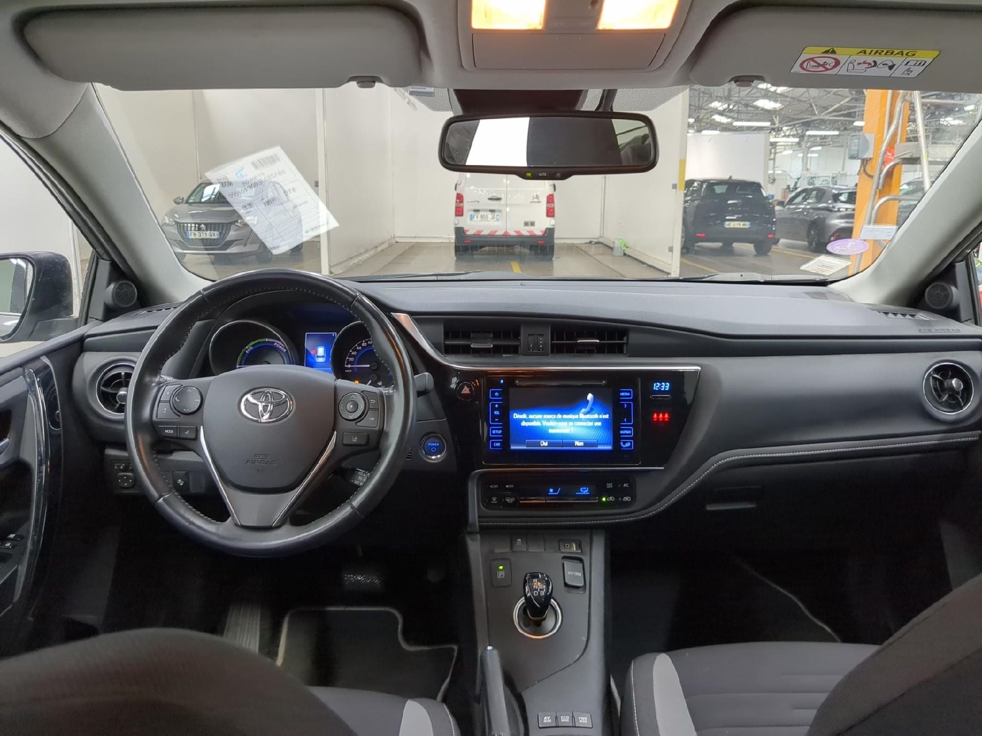 TOYOTA Auris Touring Sports 5p Break 1.8 HYBRID 136 CVT AUTO DESIGN BUSINESS photo