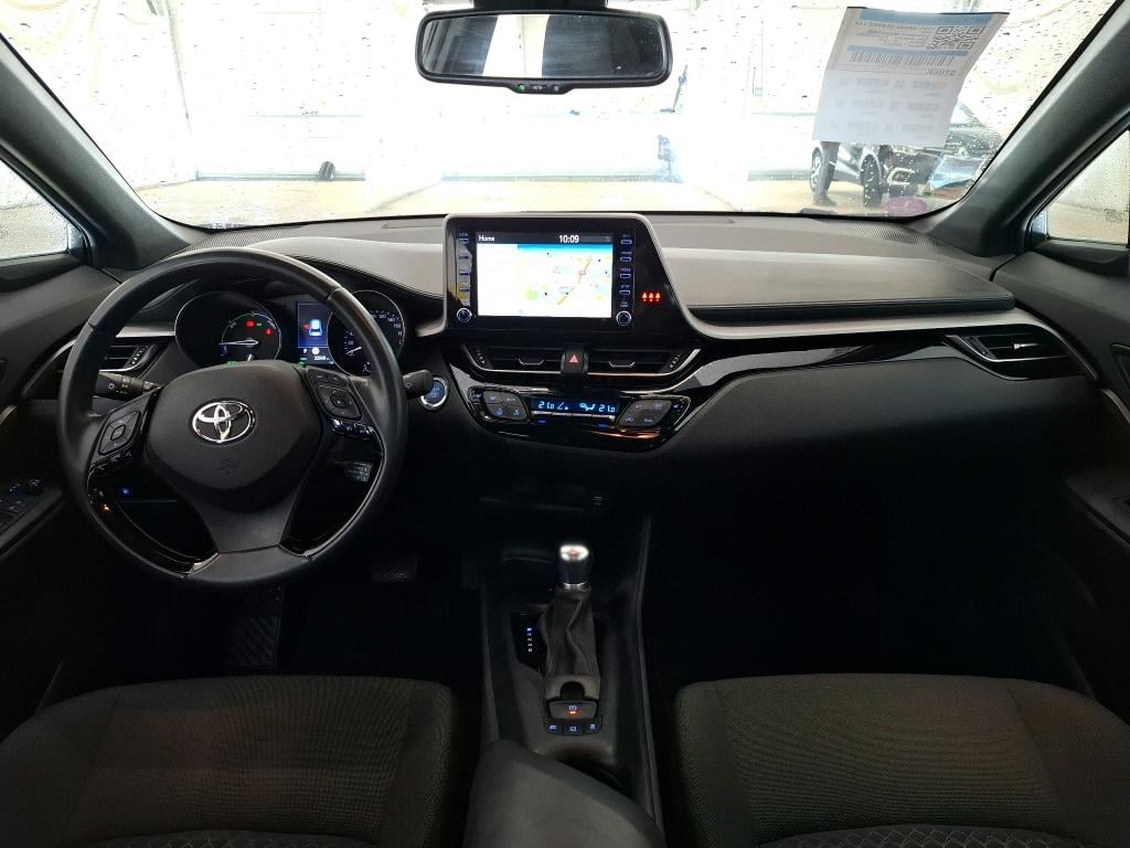 TOYOTA C-HR / 2016 / 5P / SUV 1.8 Hybride 122 Dynamic Business Stage A photo