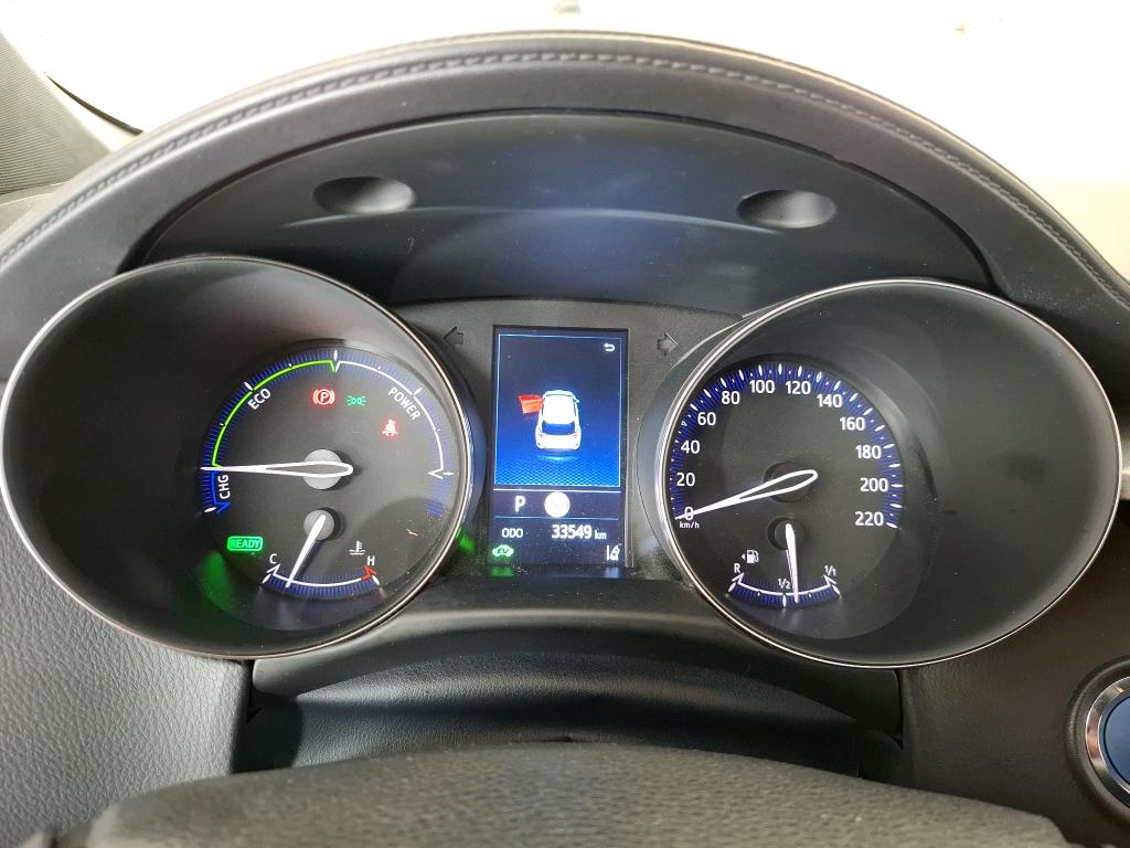 TOYOTA C-HR / 2016 / 5P / SUV 1.8 Hybride 122 Dynamic Business Stage A photo