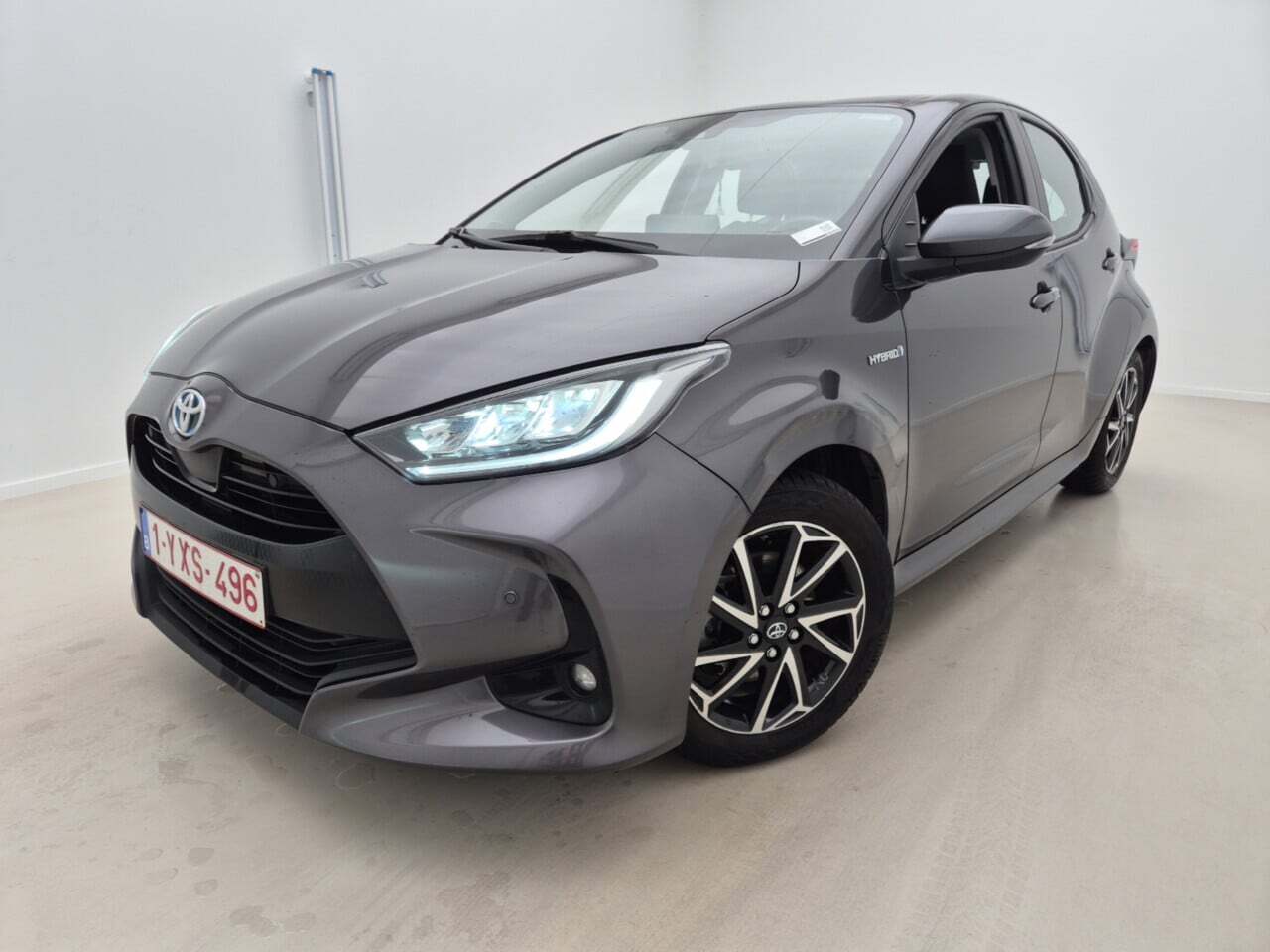 TOYOTA YARI 1.5 VVT-I HYBRID LOUNGE