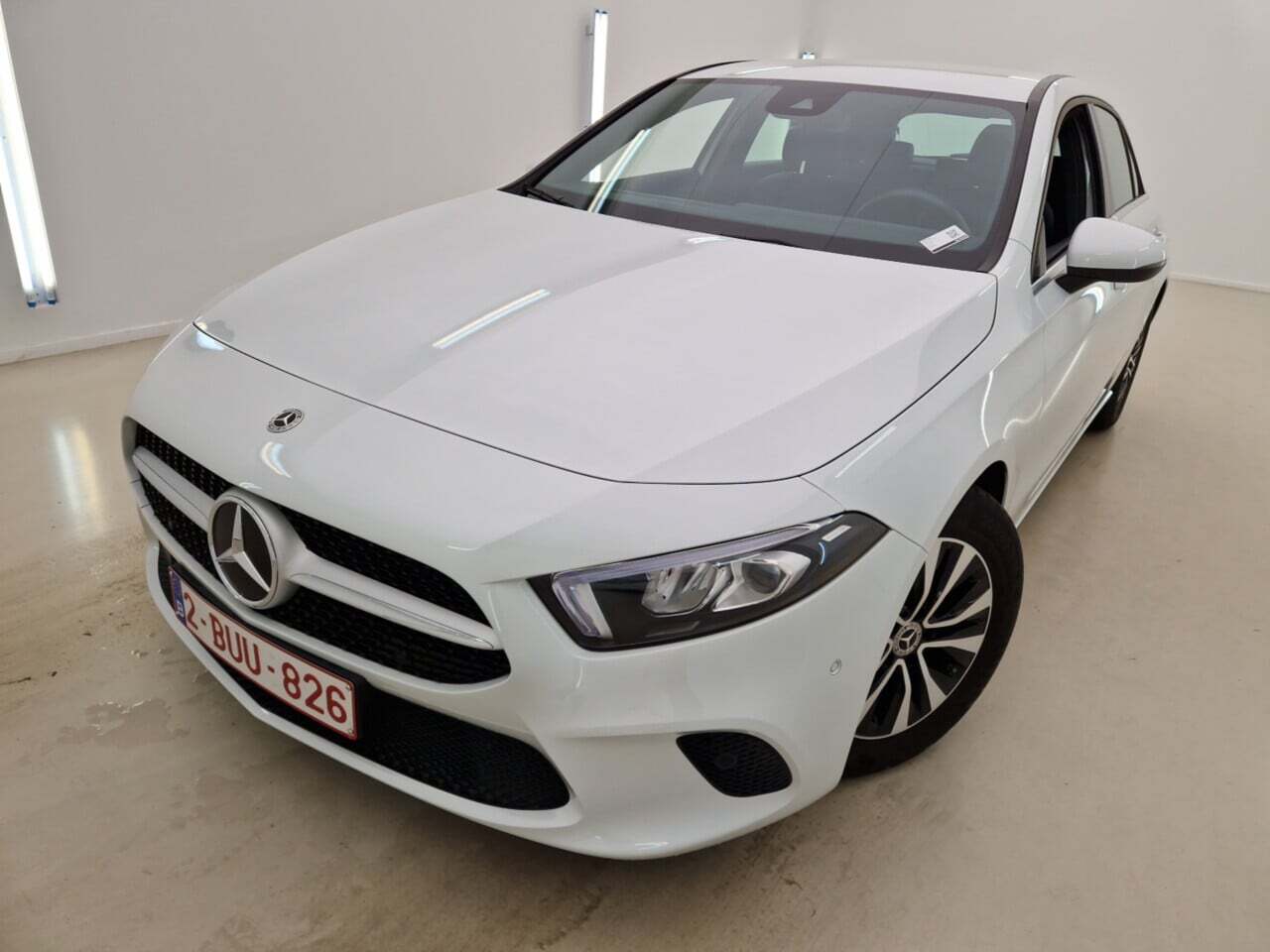 MERCEDES-BENZ A-KLASSE 1.3 180 7G-DCT BUSINESS LINE photo