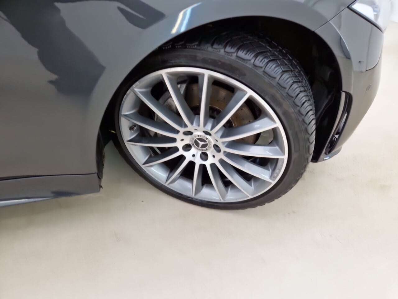 MERCEDES-BENZ CLS 220D AMG-LINE AUT. photo