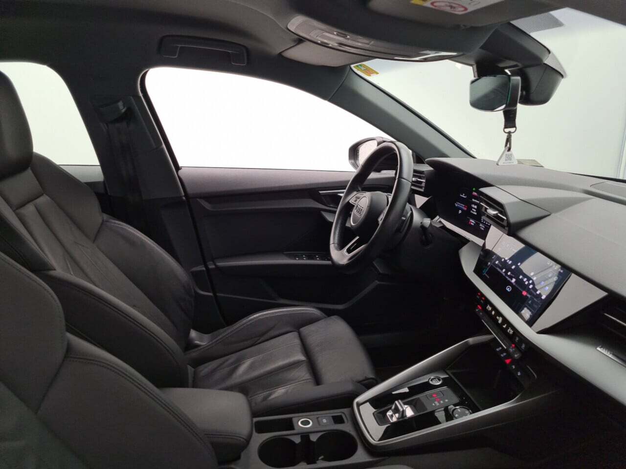 AUDI A3 LIMOUSINE 30 TFSI ATTRACTION S-TRONIC photo