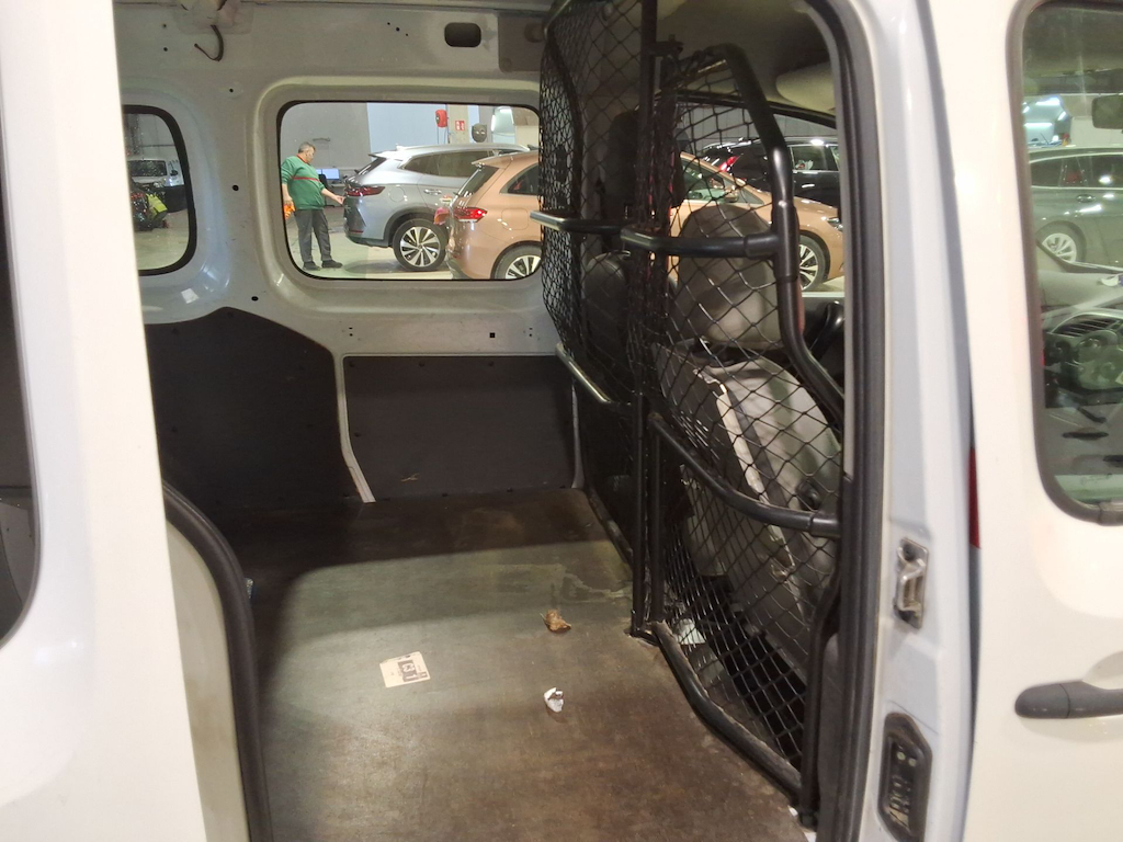 RENAULT KANGOO EXPRESS MAXI DIESEL Lot 1.3 RENAULT KANGOO EXPRESS Maxi 1.5 dCi Blue Confort photo