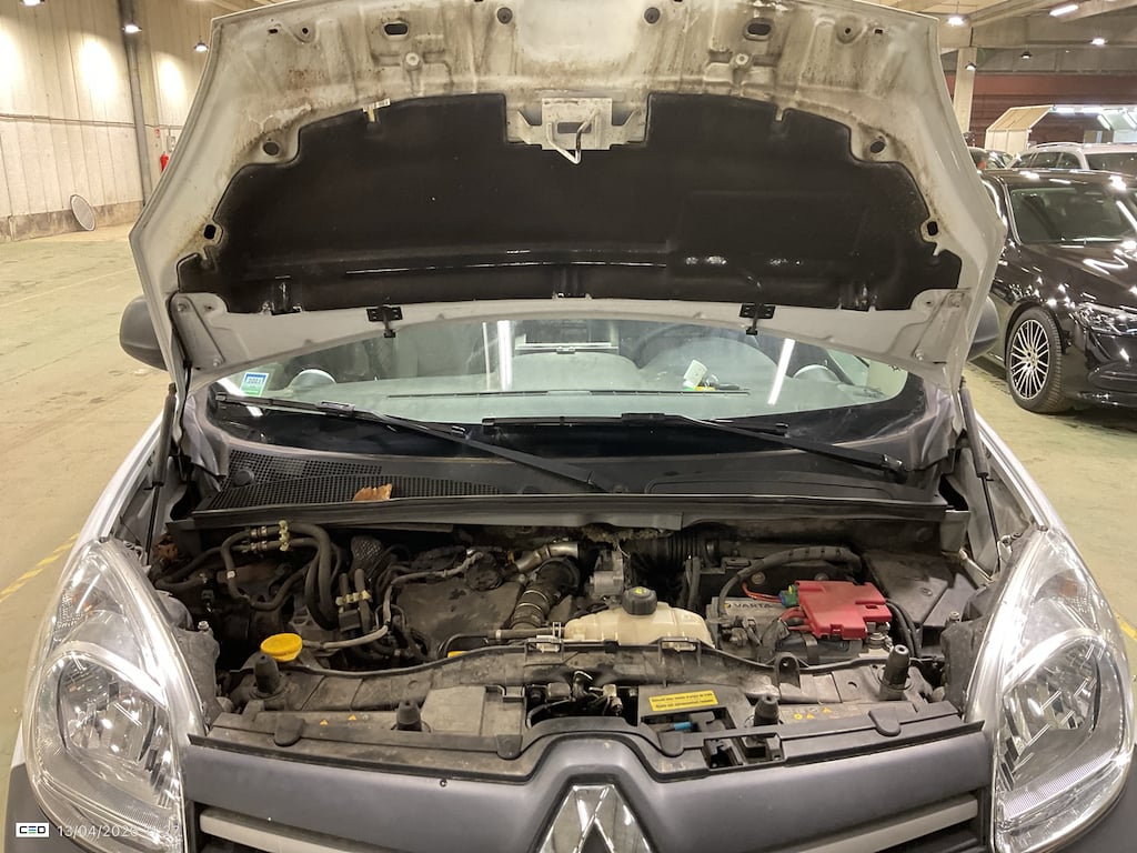 RENAULT KANGOO EXPRESS MAXI DIESEL Lot 1.3 RENAULT KANGOO EXPRESS Maxi 1.5 dCi Blue Confort photo