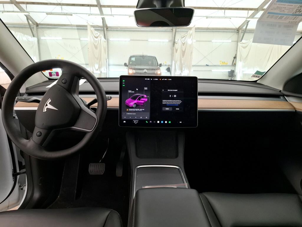 TESLA Model Y / 2020 / 5P / SUV Grand Autonomie Dual Motor AWD photo