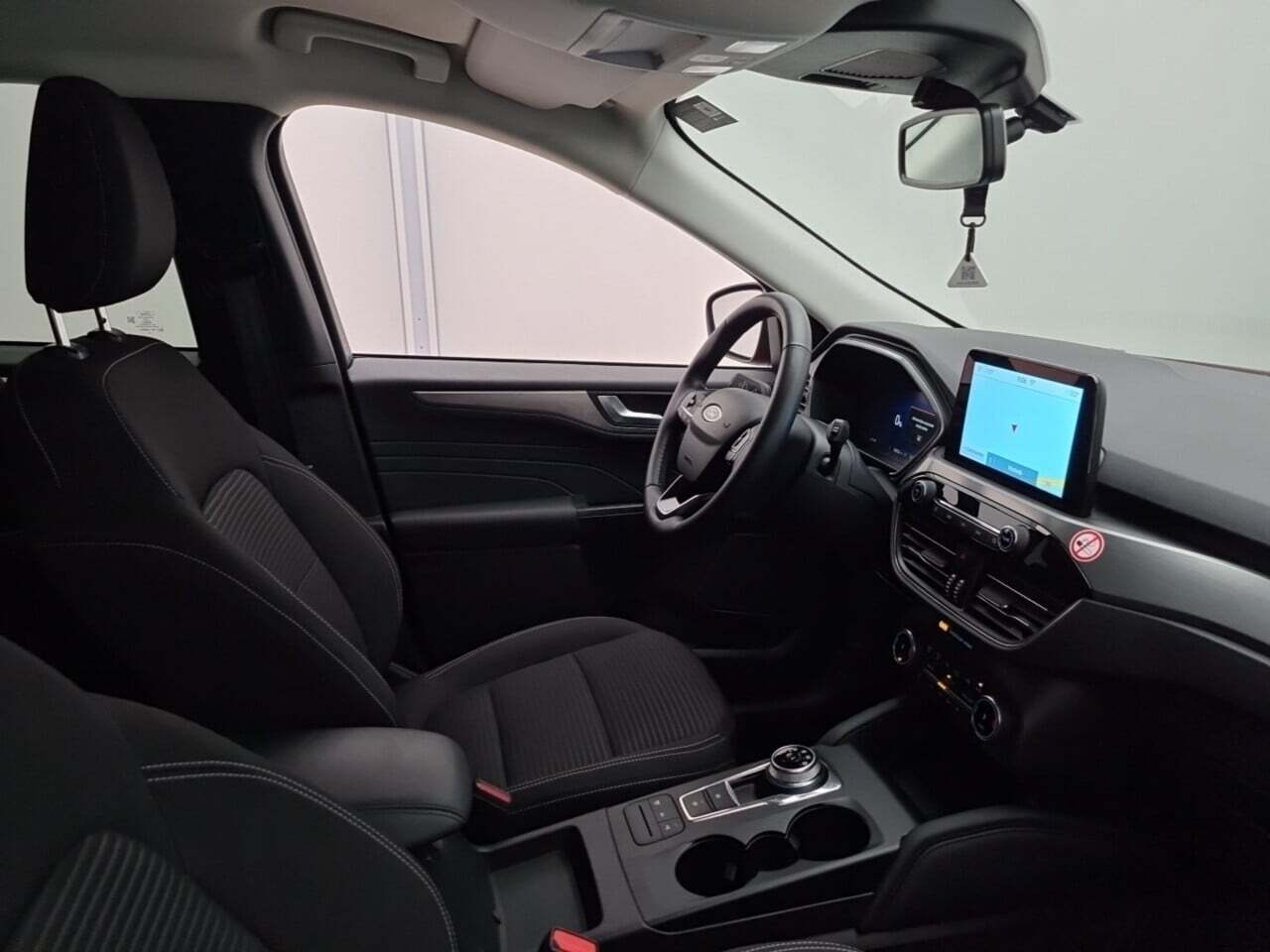 FORD KUGA 2.5 PHEV CONNECTED photo