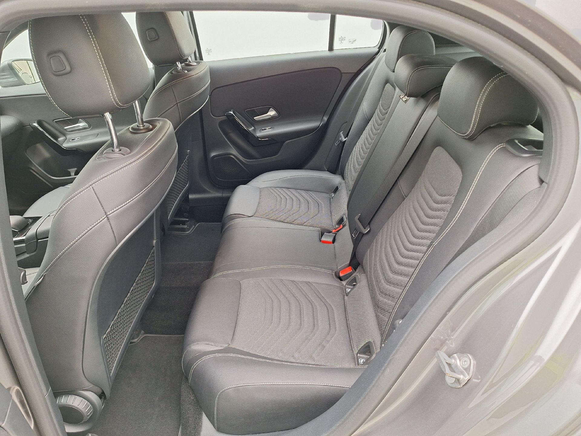 Mercedes, A-Class '18, Mercedes-Benz A-Klasse A 180 d Business Solution 5 photo