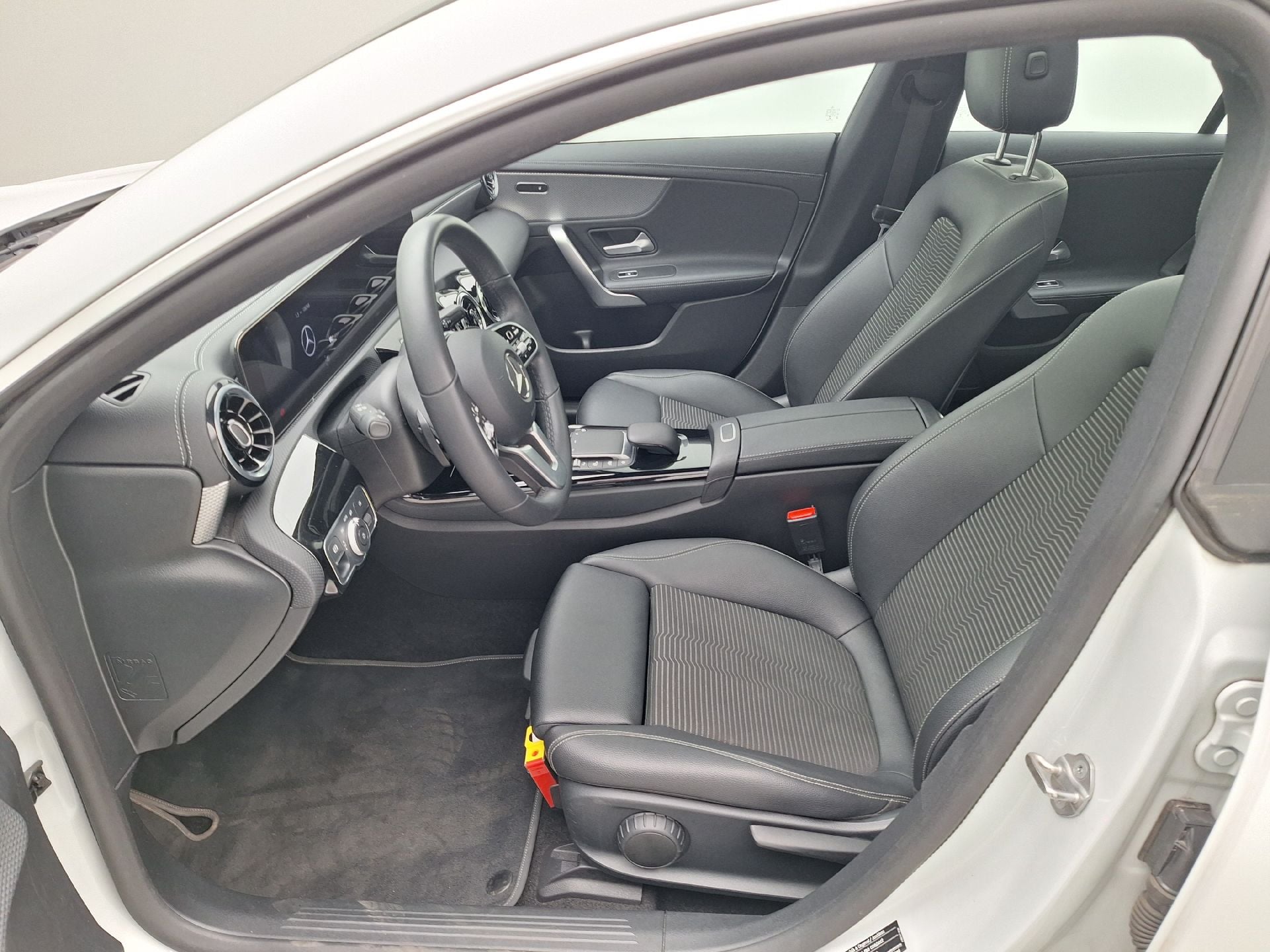 Mercedes, CLA-Clas SB '19 PHEV, Mercedes-Benz CLA Shooting Brake CLA 250 e Busines photo