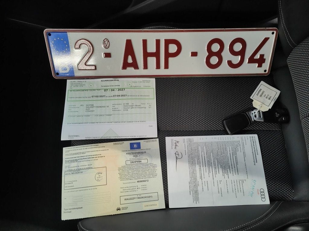 Audi Q5 Business Edition S line 30 TDI S tronic 5d photo