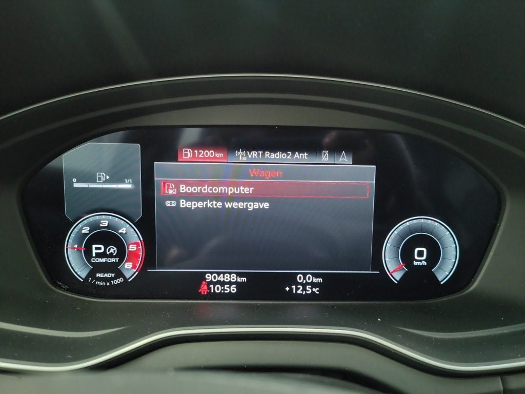 Audi Q5 Business Edition S line 30 TDI S tronic 5d photo