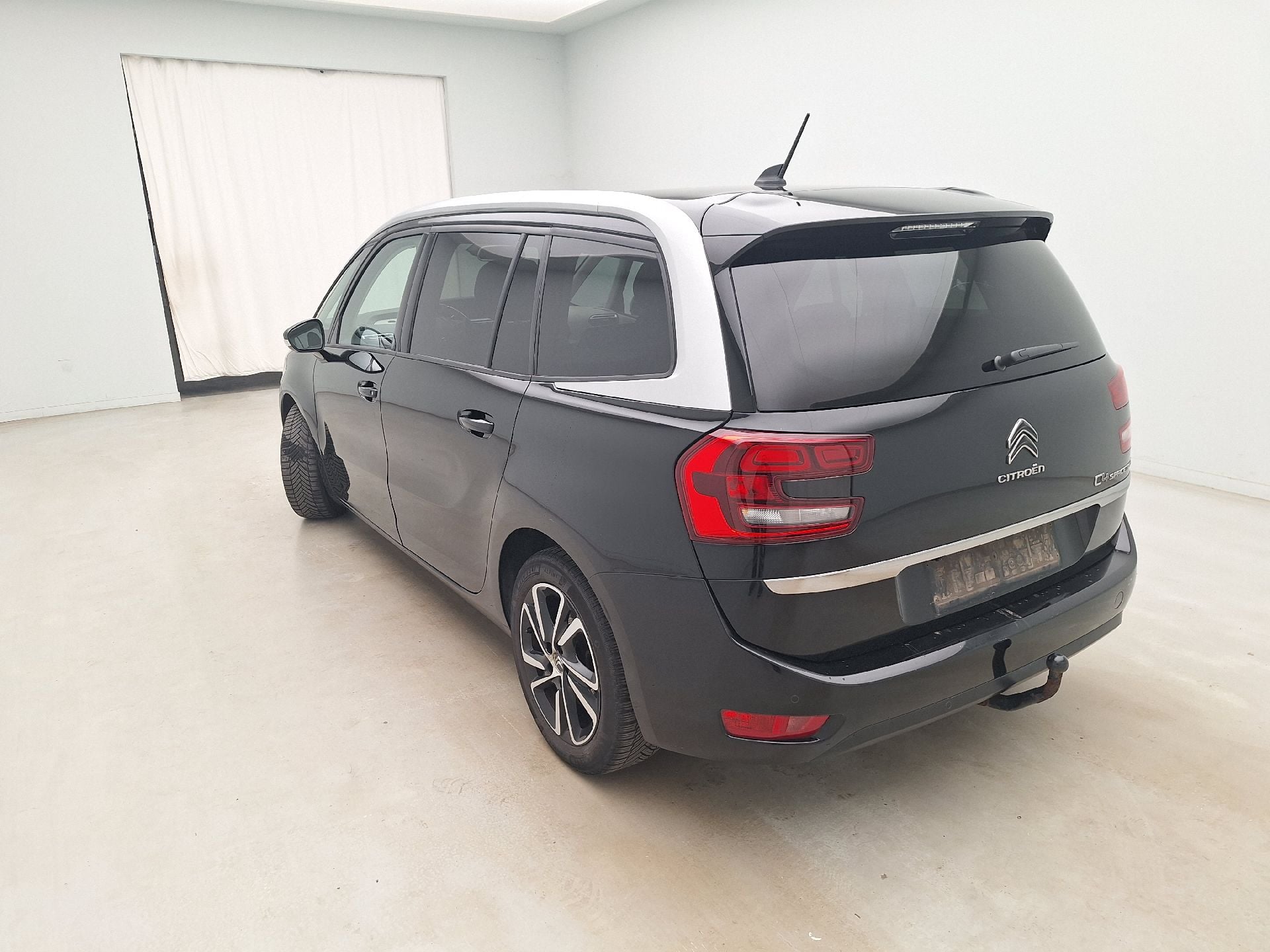 Citroën, Gr.C4 SpaceT. FL'16, Citroën Grand C4 Spacetourer 1.5 BlueHDi 130 S&S E photo