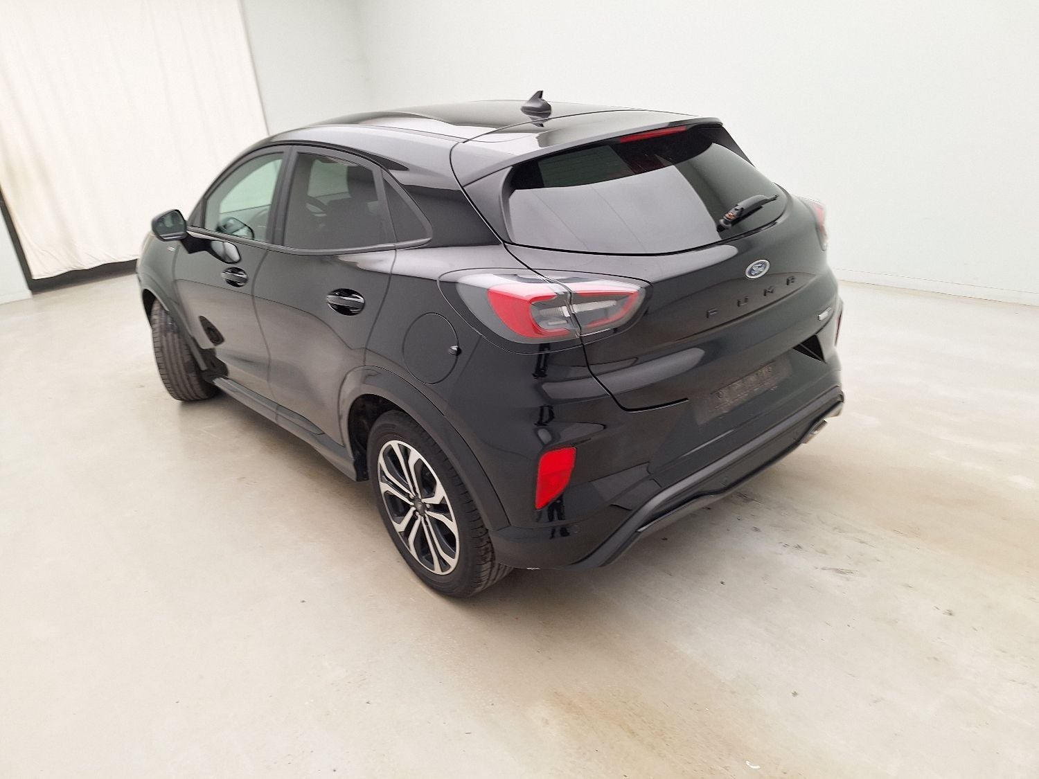 Ford, Puma '19, Ford Puma 1.0i Ecoboost mHEV 92kW ST-Line 5d photo