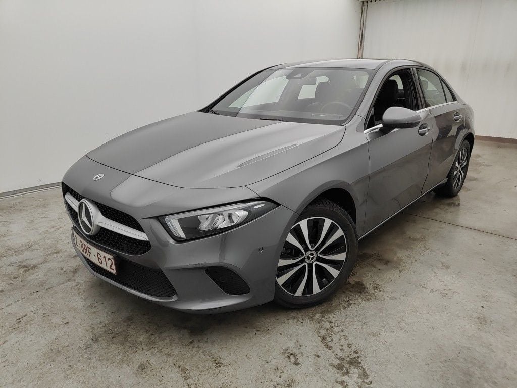 Mercedes-Benz A-Klasse Limousine A 250e Business Solution 4d