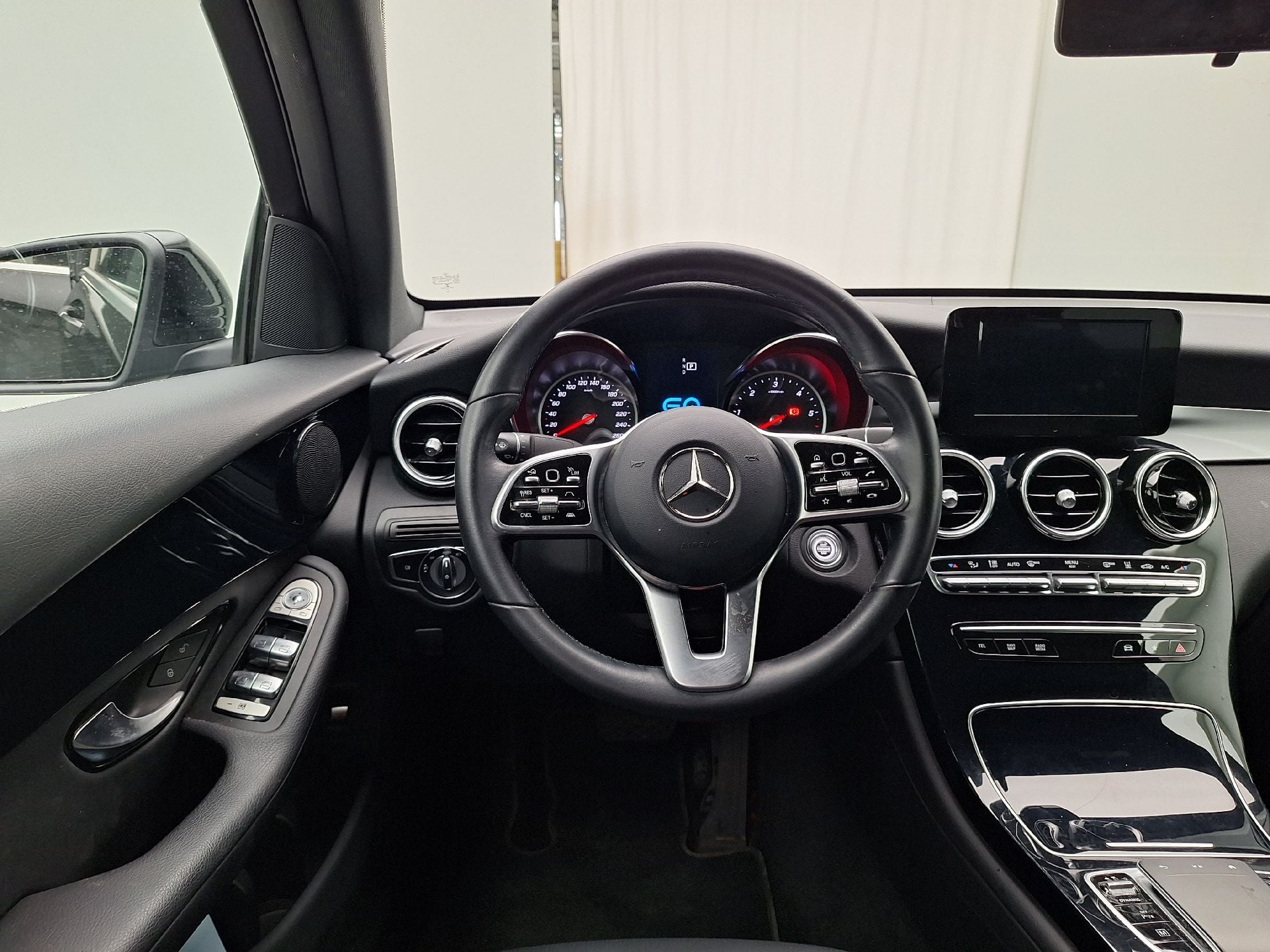 Mercedes, GLC Coupé FL'19, Mercedes-Benz GLC Coupé GLC 300 de 4MATIC 5d photo