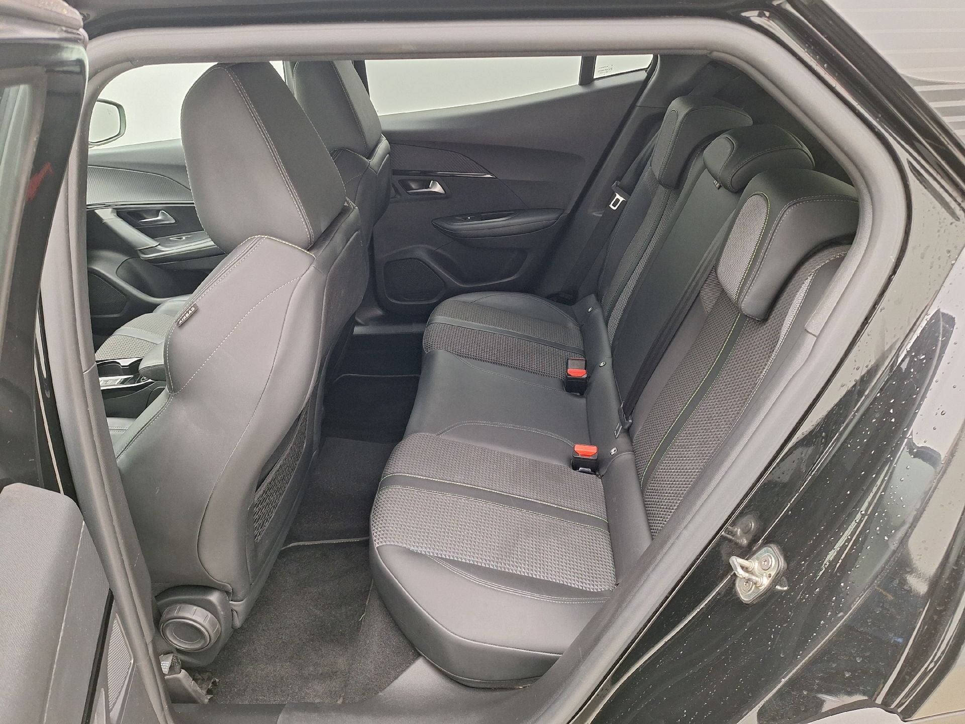 Peugeot, 2008 '19, Peugeot 2008 1.5 BlueHDi 81kW S&S GT 5d photo